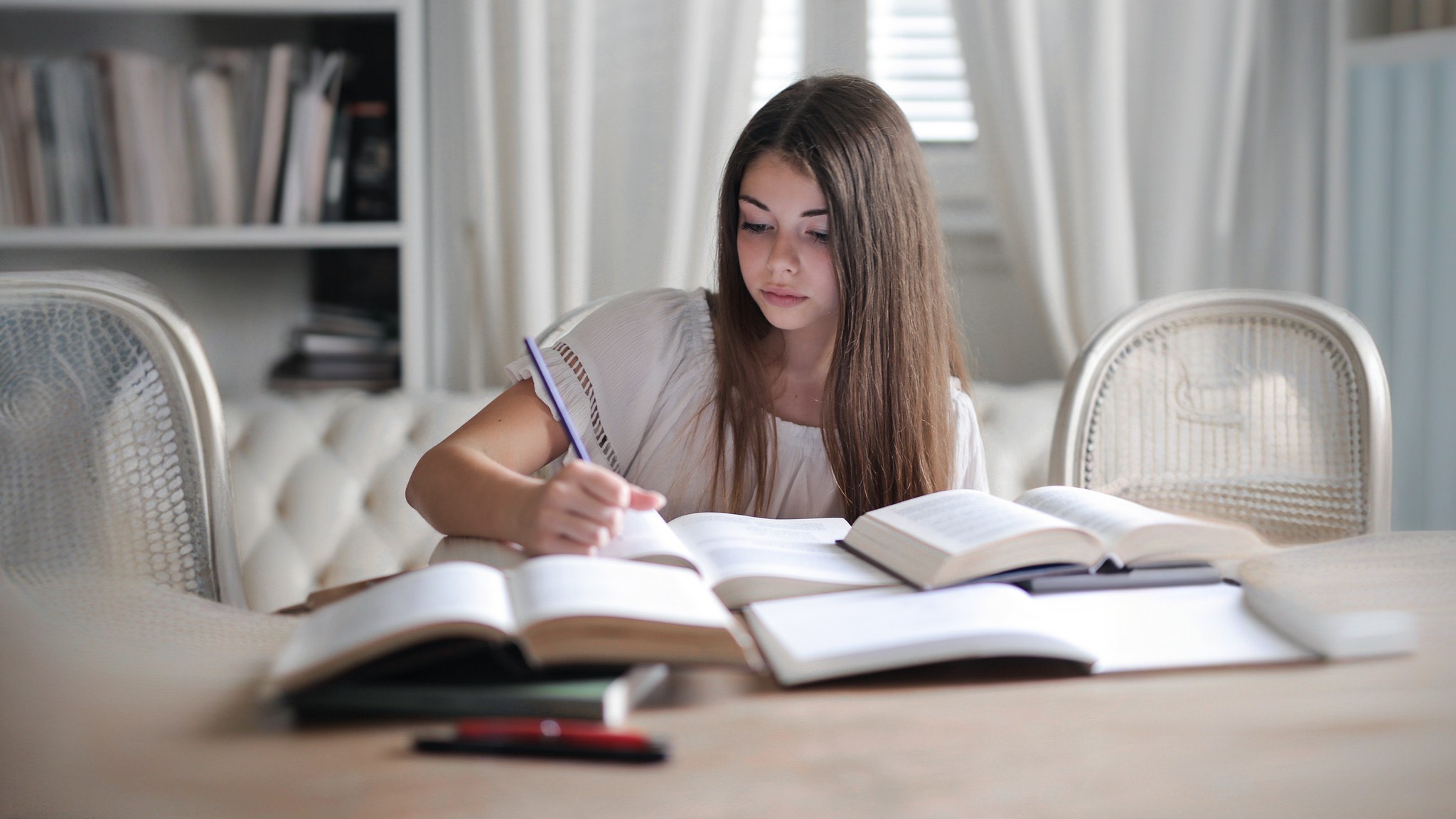 Soarkidz Elementry and Middle School Academic Reading | Essential Skills to Advanced Practices